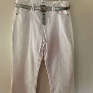 Cache white Capri length jeans